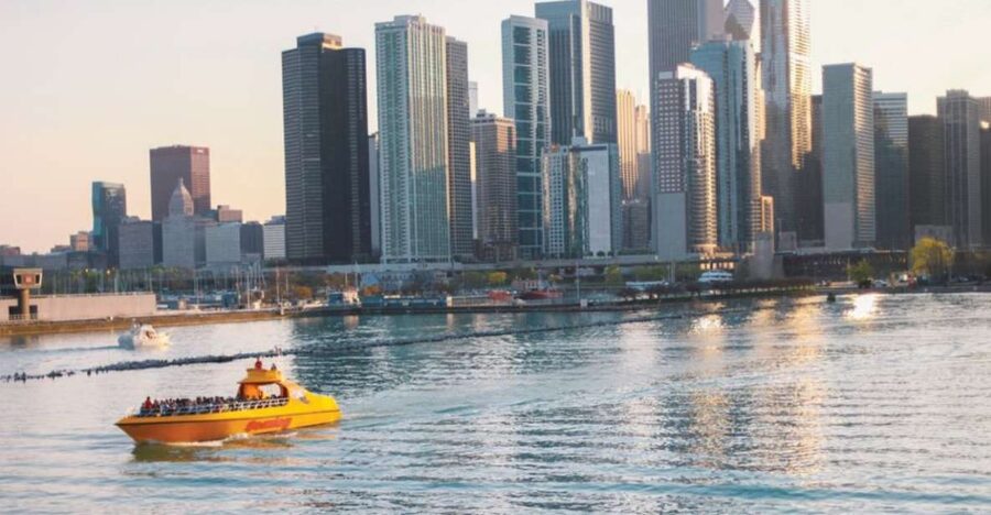 City Cruises Chicago: 75-min Speedboat Architecture Cruise - The Chicago River architecture route