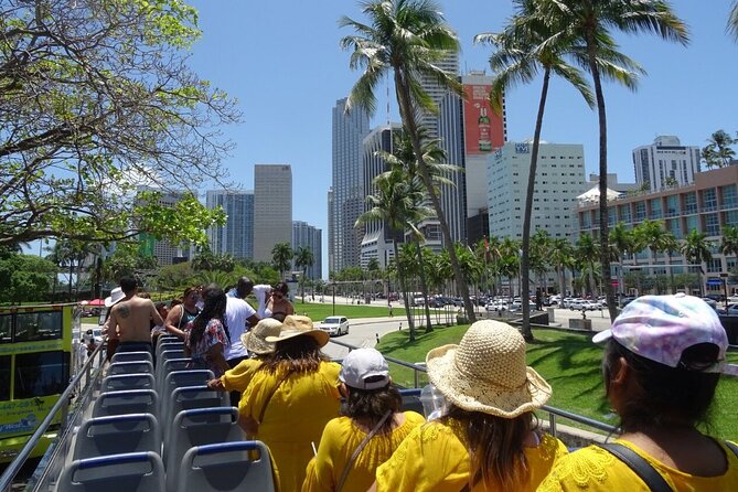 City Half Day Tour of Miami by Bus with Sightseeing Cruise - Starting on Lincoln Road with the open-top bus