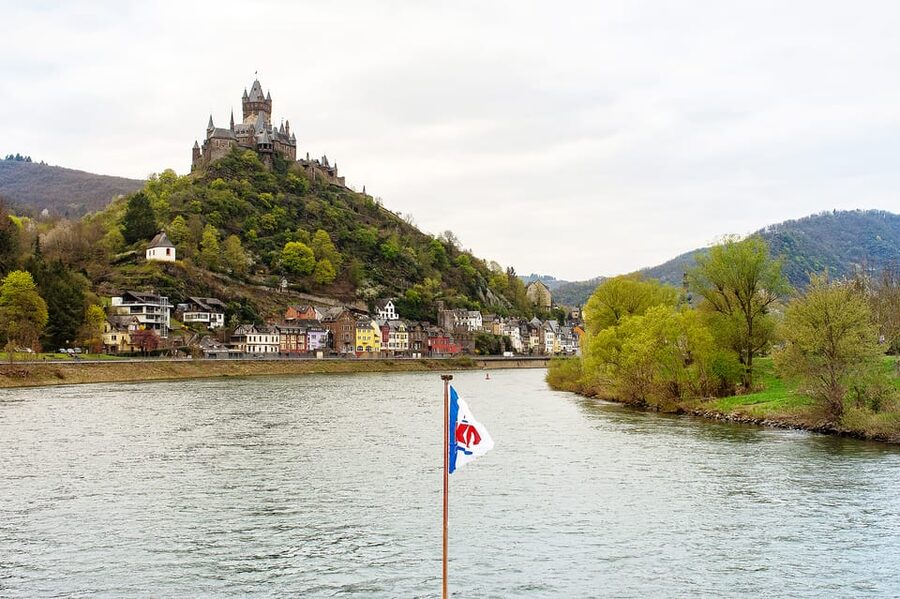 Cochem: Panoramic Cruise on the Moselle River - Vineyards, timbered houses, and river villages