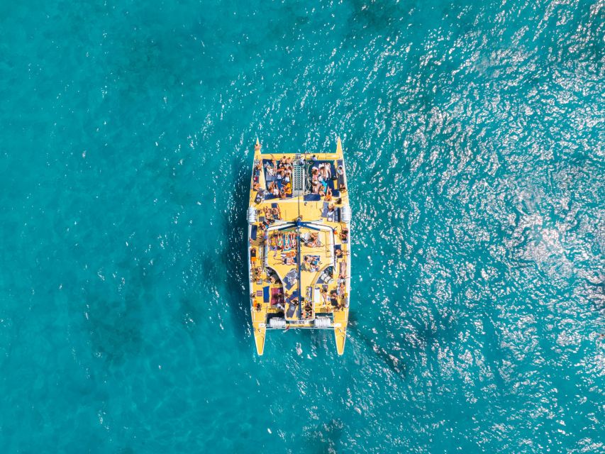 Comino: Blue Lagoon Catamaran Cruise with Lunch and Open Bar - Swimming at Malta and Comino’s bays