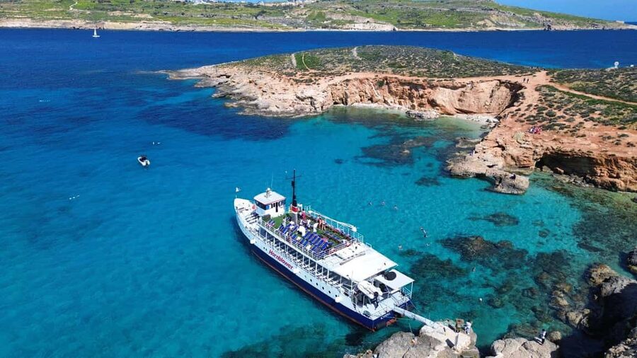 Comino: Blue Lagoon & Caves Boat Cruise - The optional speedboat to Comino’s caves