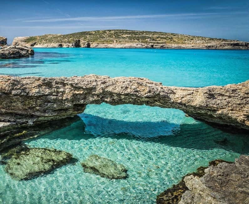 Comino & Gozo: Blue & Crystal Lagoons Cruise with Sea Caves - Starting at Ċirkewwa with a small boat