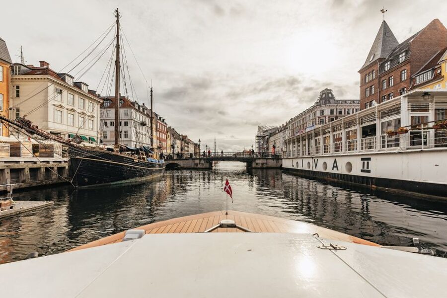 Copenhagen: Canal Cruise with Guide - Boat comfort, weather, and sound quality