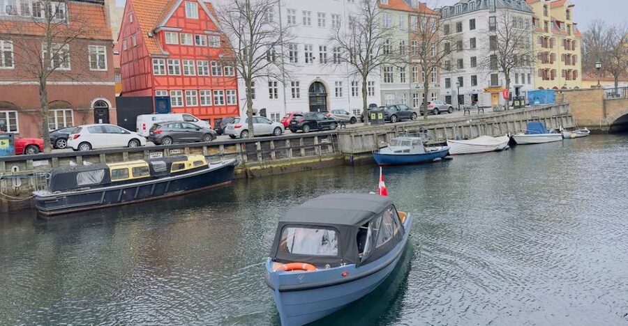 Copenhagen: Guided Canal Tour by Electric Boat - What the electric boat changes on Copenhagen’s canals