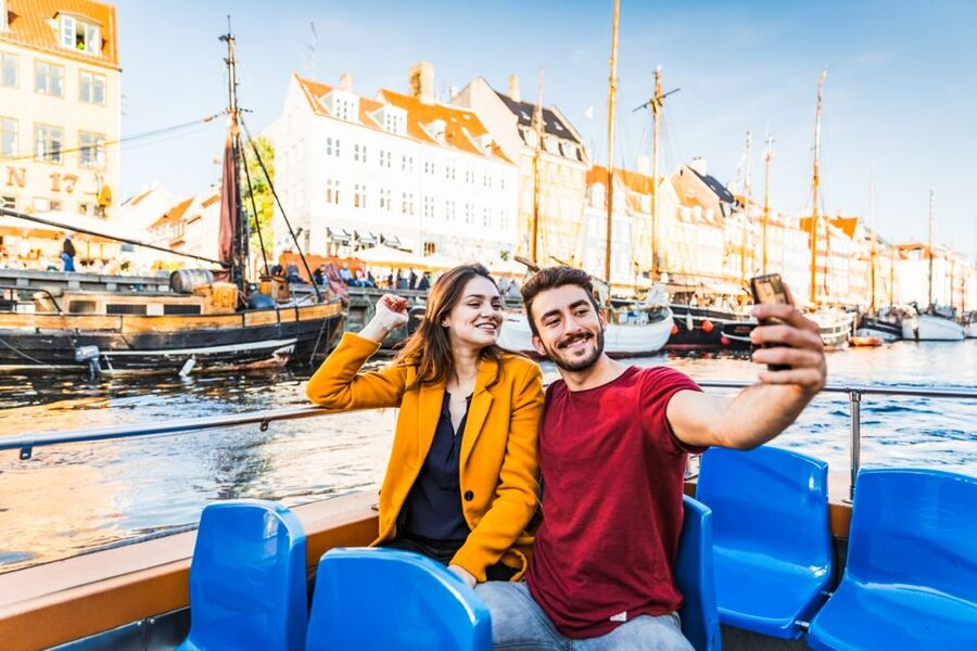 Copenhagen: Hop-On Hop-Off Bus Tour with Boat Tour Option - Christiansborg and Christianshavn