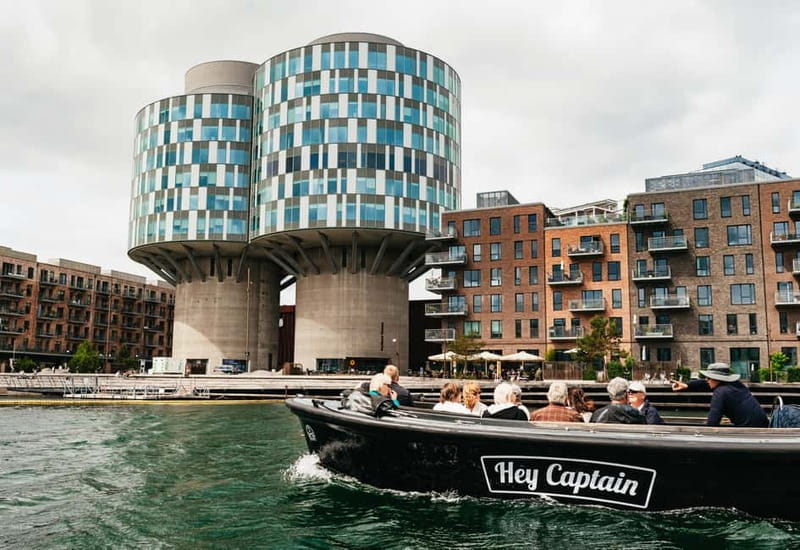 Copenhagen: Old Canals and Hidden Gems Social Boat Tour - Why the social format matters