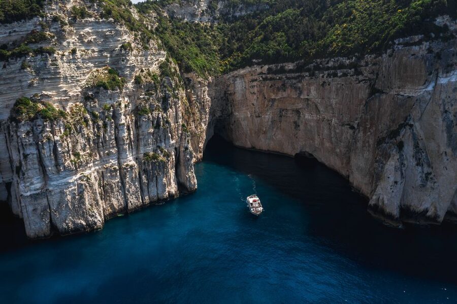 Corfu/Benitses/Lefkimmi: Paxos, Antipaxos, & Caves Cruise - Who will enjoy this cruise most?