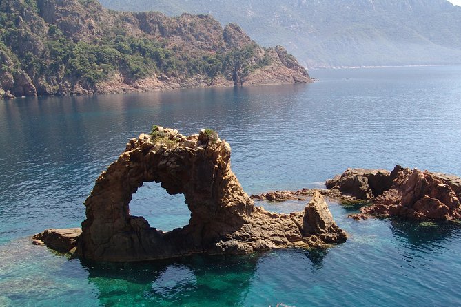 Cruise Calanches de Piana and Scandola Reserve - Small-group size and the guide experience