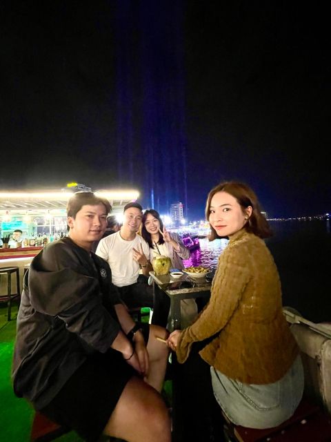 Da Nang: Han River Night Boat Trip with Show on Weekends - What the Cruise Does Well