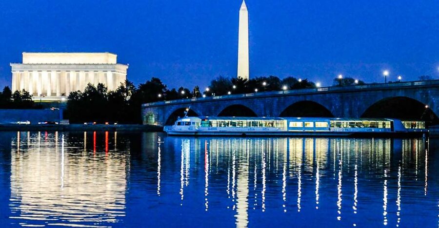 DC: City Cruises Gourmet Brunch, Lunch, or Dinner Cruise - Monument views from the Potomac shoreline
