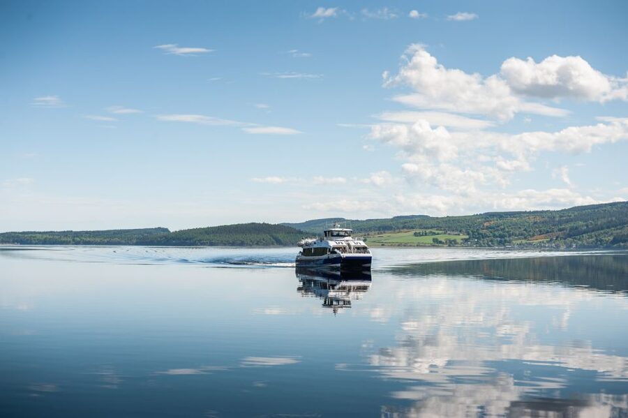 Dochgarroch: Loch Ness and Caledonian Canal 2-Hour Cruise - The return journey gives you quieter moments