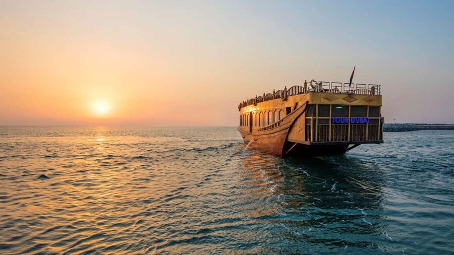 Doha: Evening Dhow Cruise with Box Park, Corniche & Pearl - Key Points at a Glance