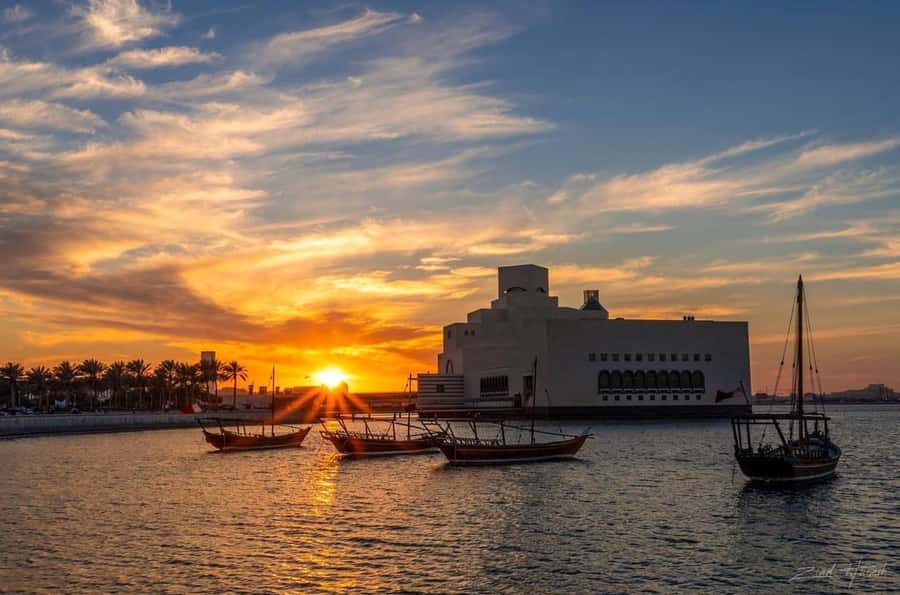Doha: Sunset Serenade Skyline Dhow Cruise with Buffet Dinner - Boarding The Traditional Arabian Dhow