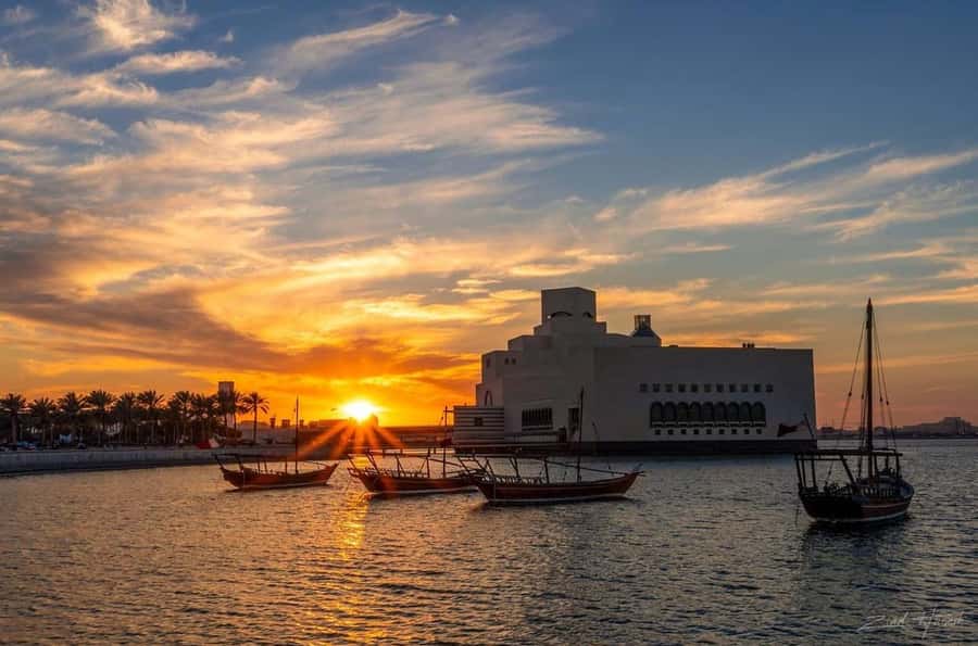 Doha: Traditional Dhow Cruise with Dinner Option - Sunset, night views, and the best time to go