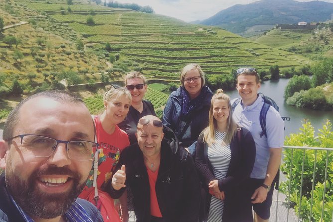 Douro Valley Tour: Wine Tasting, Cruise and Lunch from Porto - Why this Douro day trip works