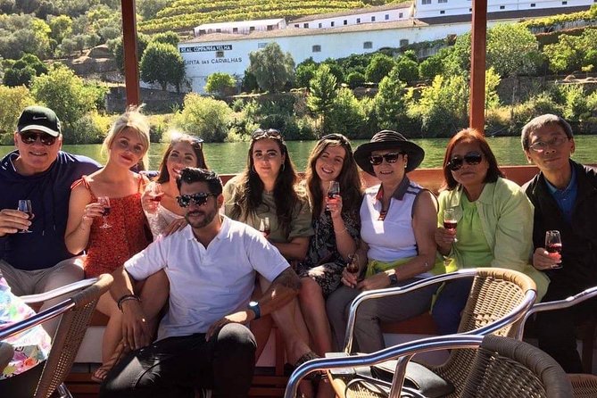 Douro Valley Tour: Wine Tasting, Cruise and Lunch from Porto - Lunch beside the Douro
