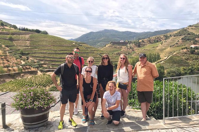 Douro Valley Tour: Wine Tasting, Cruise and Lunch from Porto - Viewpoints and the ride back to Porto