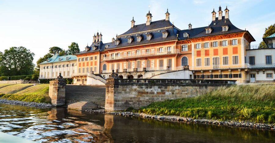 Dresden: Elbe River Cruise to Pillnitz Castle - Old Town views from Terrassenufer