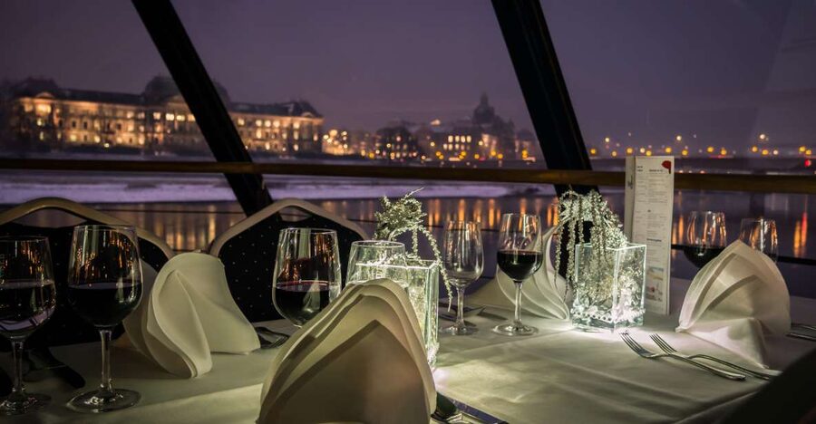Dresden: Evening River Cruise with Dinner - The first stretch of the Elbe after sunset