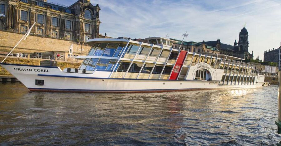 Dresden: River Sightseeing Boat Cruise - Starting beneath Brühlsche Terrasse