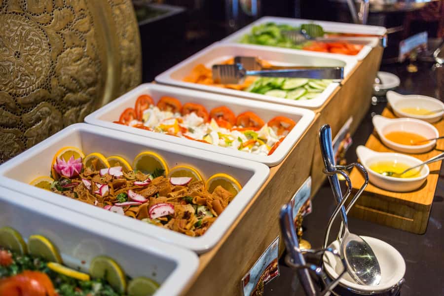 Dubai: 2-Hour Evening Dhow Cruise and Dinner - Key points to know before booking