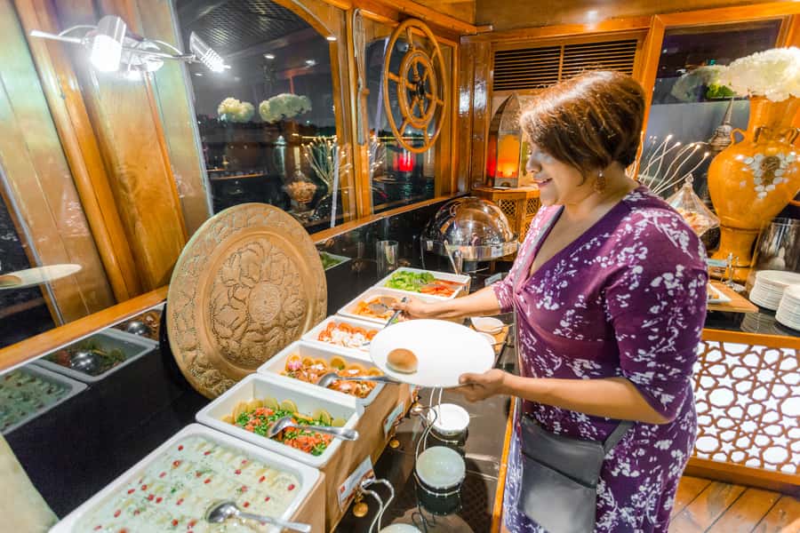 Dubai: 2-Hour Evening Dhow Cruise and Dinner - Is $80 a fair price?