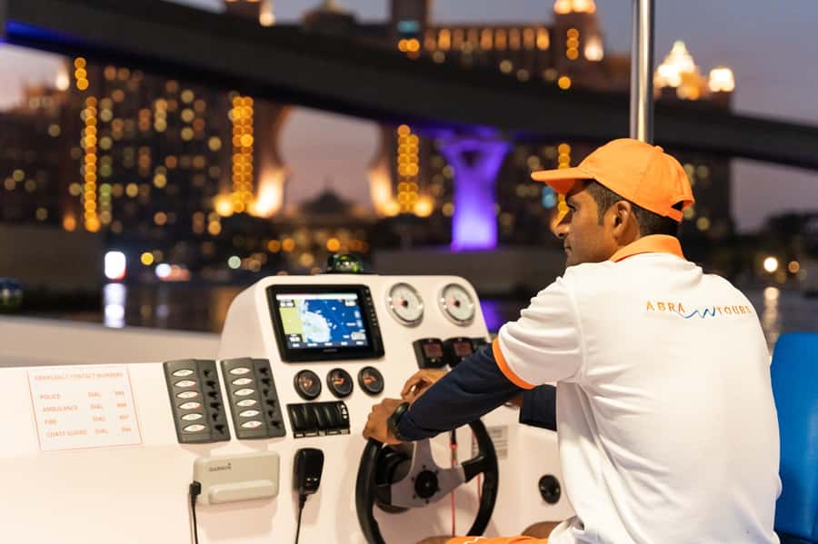 Dubai: Abra Boat Tour in Atlantis, Palm, Ain Dubai & Marina - Atlantis, The Pointe and the Palm’s best views
