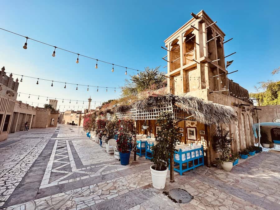 Dubai: Authentic Old Town, Souks, Tastings & Abra Boat Tour - Coffee, saffron tea, sweets, and spices