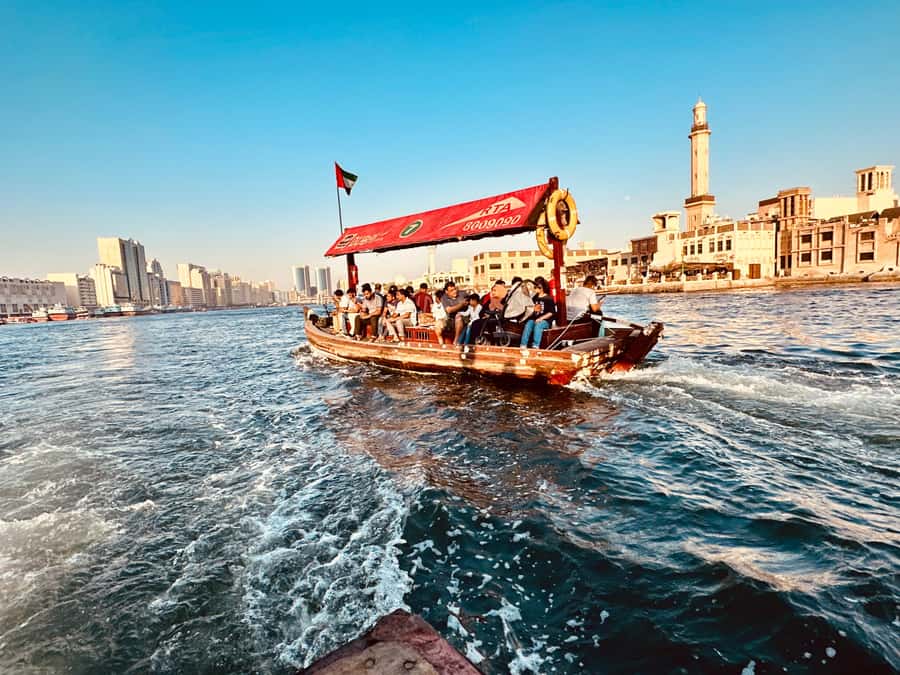Dubai: Authentic Old Town, Souks, Tastings & Abra Boat Tour - Spice and gold souks without the hard sell