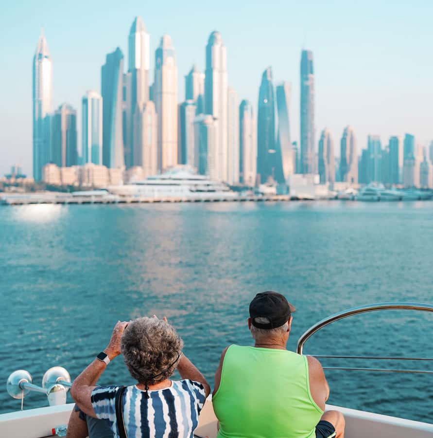 Dubai: Instagrammable Yacht Tour with Drinks & Ain/JBR Views - The best time to book