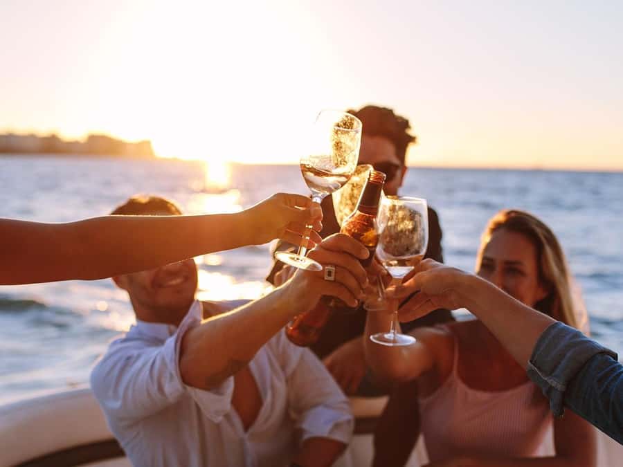 Dubai: Luxury Sunset Yacht Tour with Snacks and Drinks - How much value do you get for $21?