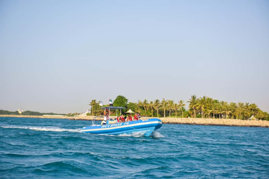 Dubai Marina : 1.5-Hour Atlantis Sightseeing Speedboat Tour - Dubai Marina: towers, yachts, and the first burst of speed