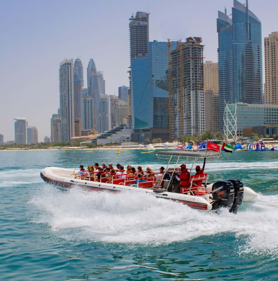 Dubai: Marina, Atlantis, Palm & Burj Al Arab Speedboat Tour - The fast sections: fun, wind, and spray