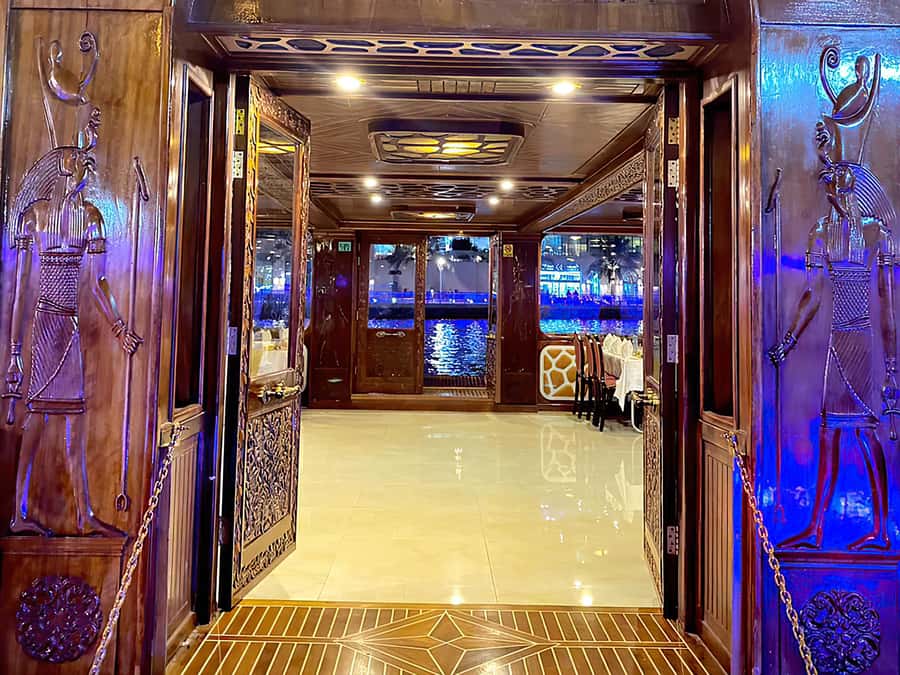 Dubai Marina: Dinner Cruise in a Traditional Boat - Dubai Marina After Dark