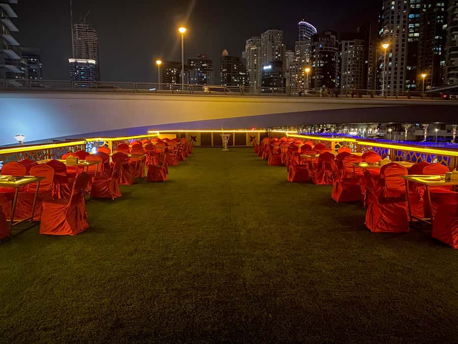 Dubai Marina: Dinner Cruise in a Traditional Boat - My Verdict on the Ocean Empress