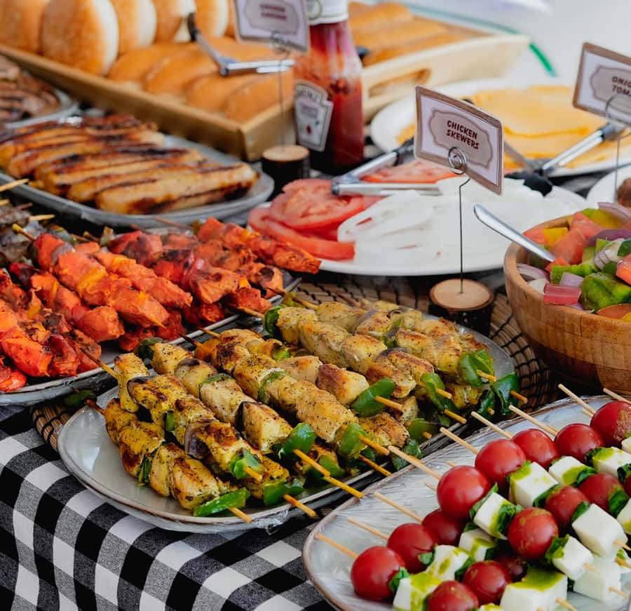 Dubai Marina: Luxury Yacht Tour with Breakfast or BBQ Option - Who should choose the morning or sunset departure?