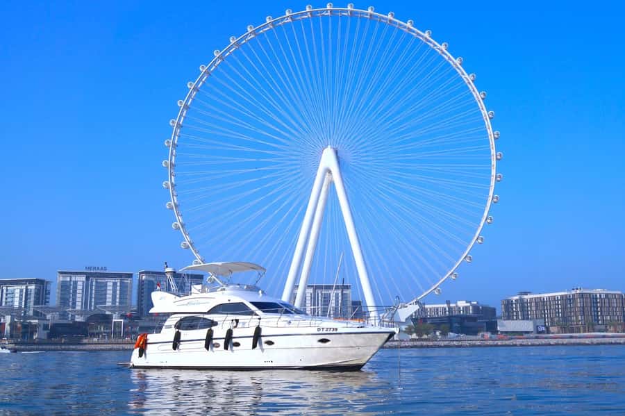 Dubai: Private Luxury Cruise on a Stylish 50ft Yacht - The one-hour Dubai Marina cruise