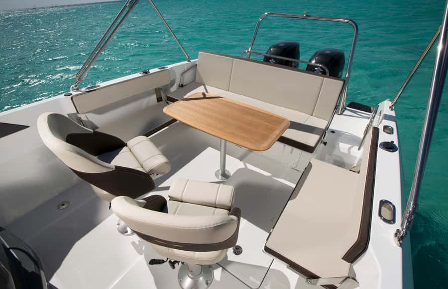 Dubai: Private Sea Escape Cruise - Swim, Tan & Sightsee - Starting from Dubai Marina near Marina Gate