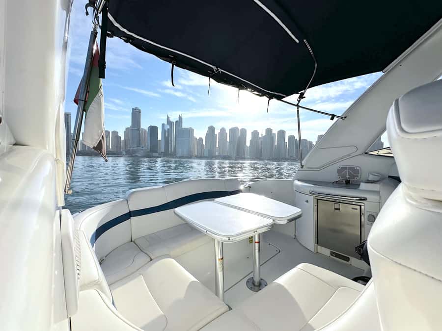 Dubai: Private Yacht Cruise for Unforgettable Memories - Choosing between Burj Al Arab and Atlantis