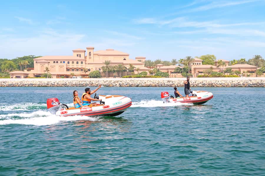 Dubai: Self-Drive Boat Experience for 1 or 2 People - Who should book, and who should skip it