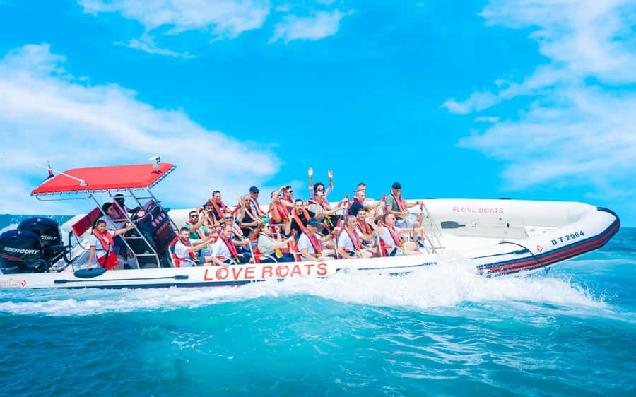 Dubai: Sightseeing Speedboat Tour with Live Tour Guide - Choosing between the 60-minute and 90-minute routes