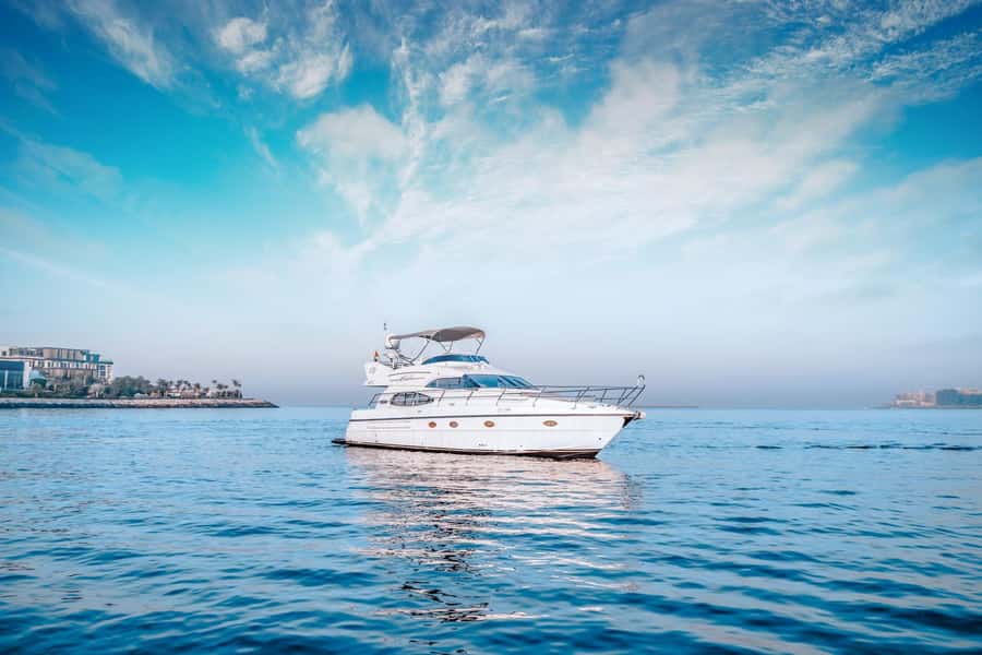 Dubai Yacht Tour - Boat Trip upto 12 guests Private event - Is $157 Good Value for Up to 12 People?