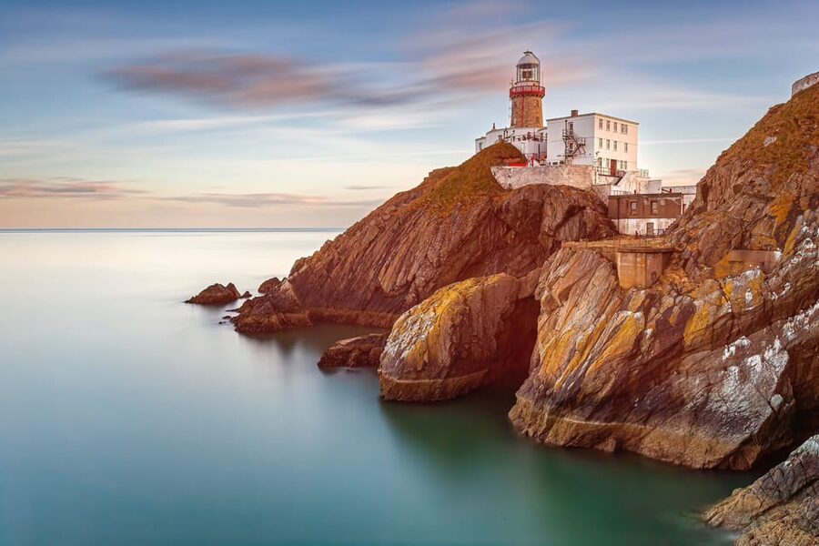 Dublin: Howth Coast and Ireland's Eye Boat Tour - Commentary: live captain or recorded audio