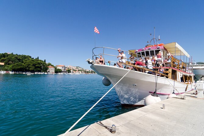Dubrovnik: 3 Islands Boat Tour with Lunch & drinks(FR, ES, EN) - Šipan and a quick taste of local life