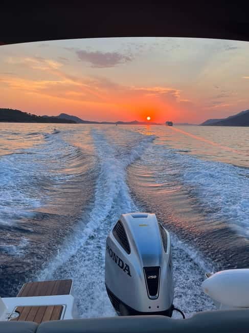 Dubrovnik: Blue Cave, Green Cave & Sunj Beach Speedboat Tour - Sunj Beach on Lopud: the relaxed finish