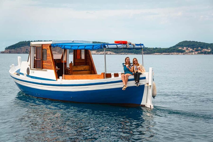 Dubrovnik: Full-Day Blue Cave & Elaphiti Islands Boat Tour - Lopud: the easiest place to swim and linger