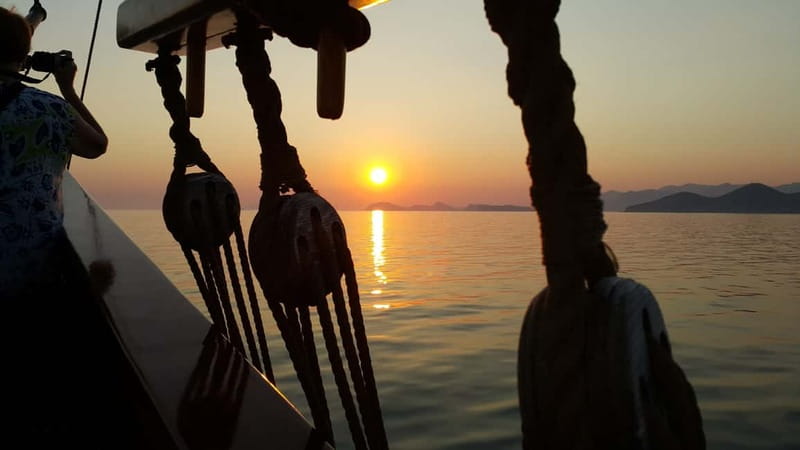 Dubrovnik: Panoramic Sunset Cruise-Karaka Ship (Adult Only) - Why this cruise earns a place in your Dubrovnik plans