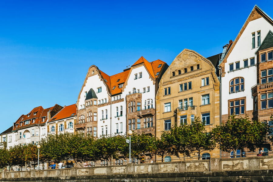 Düsseldorf: City Sightseeing Cruise on the Rhine - How useful is the bilingual commentary?
