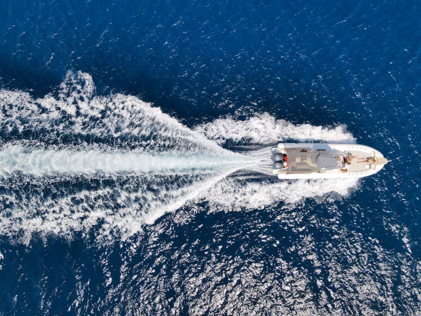 Egadi Boat Experience: Favignana & Levanzo from Trapani - Favignana village and the lunch break