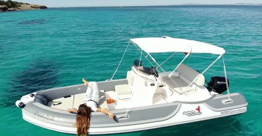 El Arenal: Private Mallorca Boat Rental (No License Needed) - What the license-free boat is really like